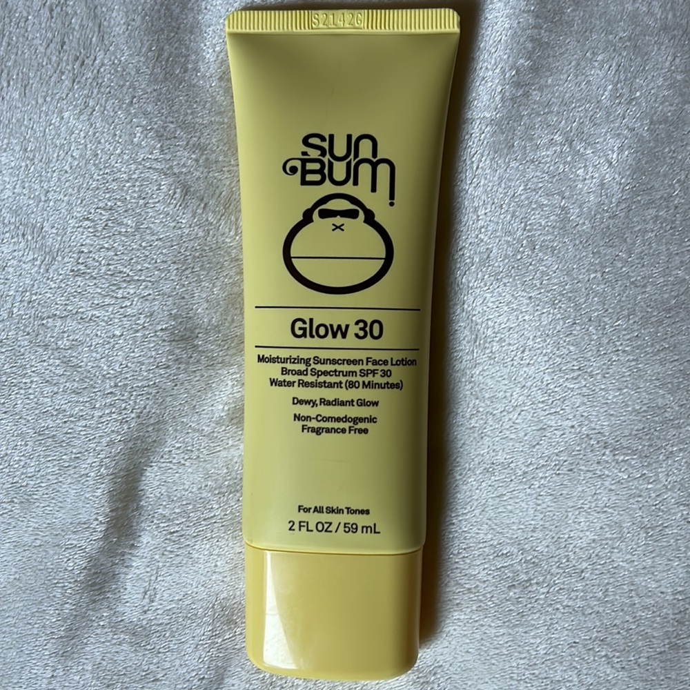 Glow 30 Sun Bum Moisturizing Sunscreen Face Lotion
